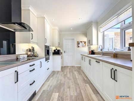 2 bedroom Detached bungalow for sale in Castle Rock Drive, Coalville, LE67