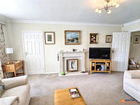 2 bedroom Detached bungalow for sale in Castle Rock Drive, Coalville, LE67