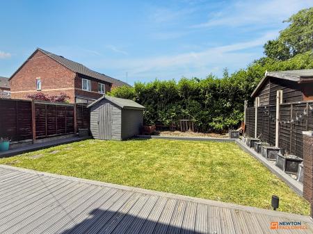 3 bedroom Semi-detached house for sale in Hawthorn Close, Coalville, LE67