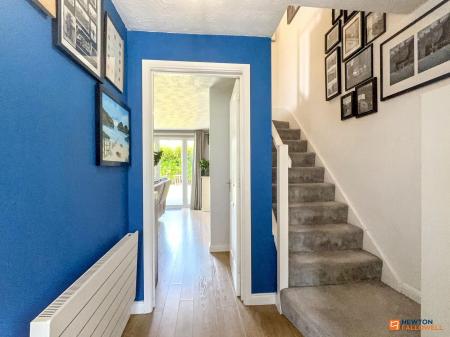 3 bedroom Semi-detached house for sale in Hawthorn Close, Coalville, LE67
