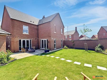 4 bedroom Detached house for sale in Summers Road, Hugglescote, LE67