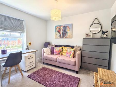 4 bedroom Detached house for sale in Summers Road, Hugglescote, LE67