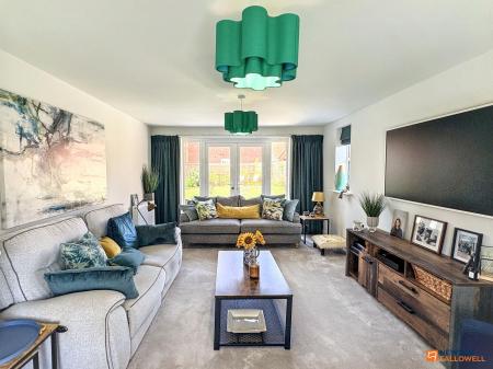 4 bedroom Detached house for sale in Summers Road, Hugglescote, LE67