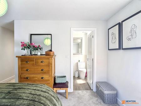4 bedroom Detached house for sale in Summers Road, Hugglescote, LE67