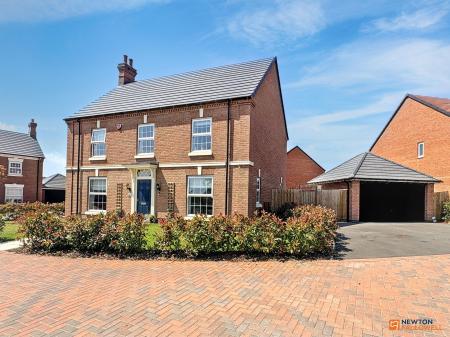 Summers Road, Hugglescote, LE67