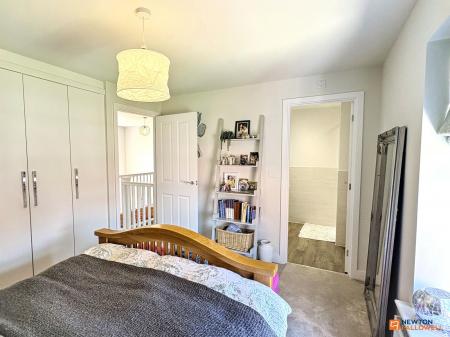 4 bedroom Detached house for sale in Summers Road, Hugglescote, LE67