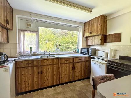 3 bedroom Semi-detached house for sale in Pretoria Road, Ibstock, LE67
