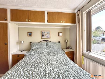 2 bedroom Bungalow for sale in Tressall Road, Whitwick, LE67
