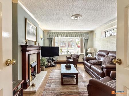2 bedroom Bungalow for sale in Tressall Road, Whitwick, LE67