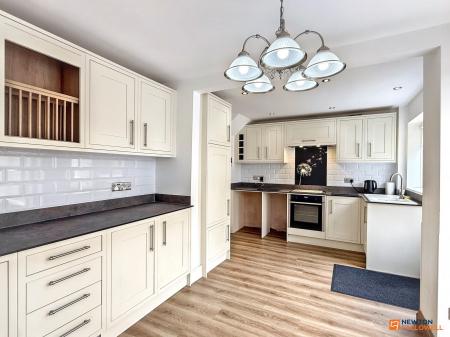 3 bedroom Semi-detached house for sale in Dunbar Road, Coalville, LE67