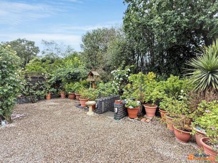 3 bedroom Semi-detached house for sale in Dunbar Road, Coalville, LE67