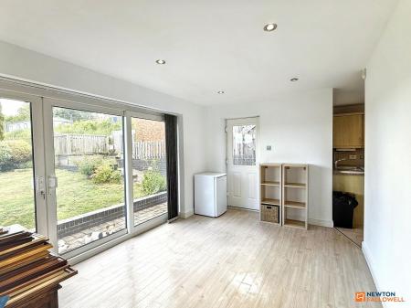 4 bedroom Detached house for sale in Hawthorne Drive, Thornton, LE67