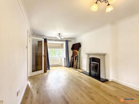 4 bedroom Detached house for sale in Hawthorne Drive, Thornton, LE67