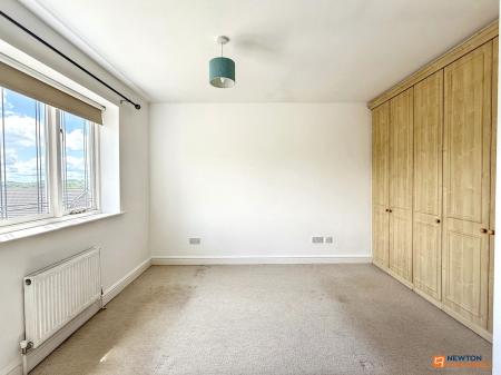 4 bedroom Detached house for sale in Hawthorne Drive, Thornton, LE67
