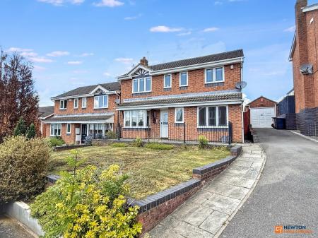 4 bedroom Detached house for sale in Hawthorne Drive, Thornton, LE67