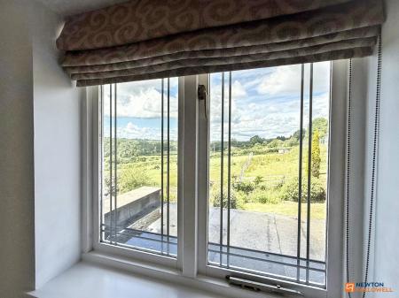 4 bedroom Detached house for sale in Hawthorne Drive, Thornton, LE67