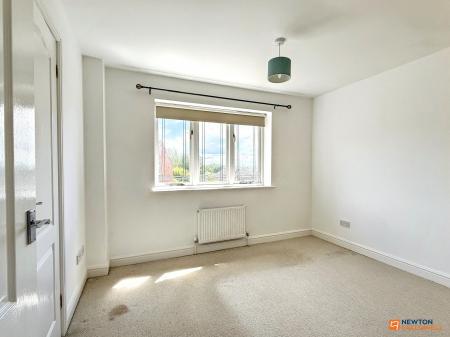 4 bedroom Detached house for sale in Hawthorne Drive, Thornton, LE67