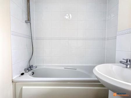 3 bedroom Semi-detached house for sale in Howe Road, Whitwick, LE67