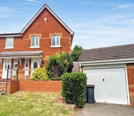 3 bedroom Semi-detached house for sale in Howe Road, Whitwick, LE67