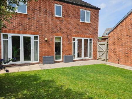 4 bedroom Detached house for sale in Mill Hill Wood Way, Ibstock, LE67