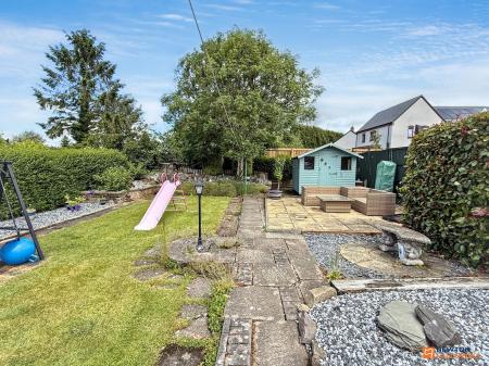 3 bedroom Detached house for sale in Standard Hill, Coalville, LE67