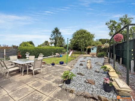 3 bedroom Detached house for sale in Standard Hill, Coalville, LE67