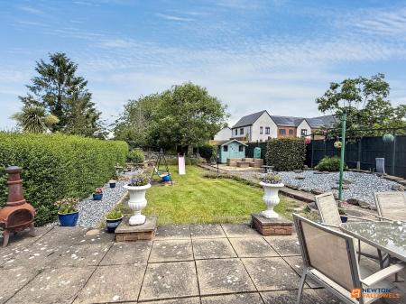 3 bedroom Detached house for sale in Standard Hill, Coalville, LE67