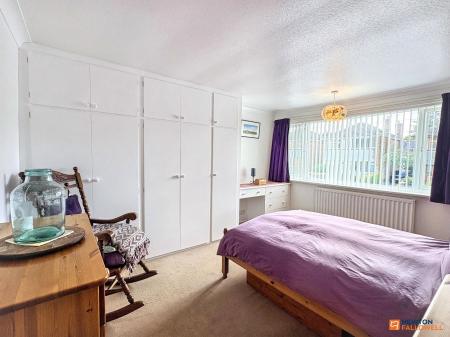 3 bedroom Detached house for sale in Rosslyn Road, Whitwick, LE67