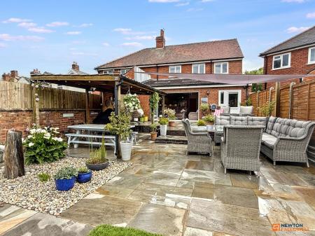 3 bedroom Semi-detached house for sale in Midland Road, Ellistown, LE67