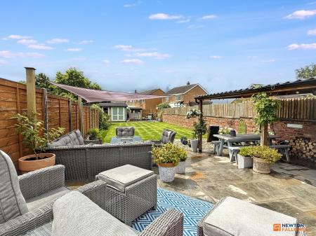 3 bedroom Semi-detached house for sale in Midland Road, Ellistown, LE67