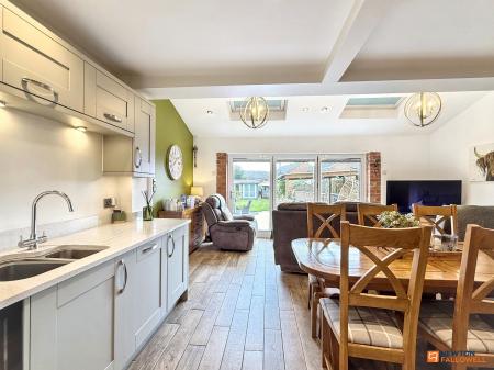 3 bedroom Semi-detached house for sale in Midland Road, Ellistown, LE67