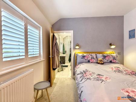 3 bedroom Semi-detached house for sale in Midland Road, Ellistown, LE67
