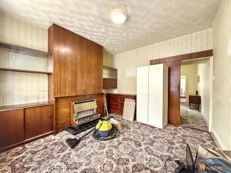 3 bedroom Terraced House for sale in Highfield Street, Coalville, LE67