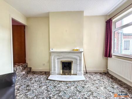 3 bedroom Terraced House for sale in Highfield Street, Coalville, LE67