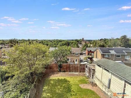 3 bedroom Semi-detached house for sale in King Richards Hill, Whitwick, LE67
