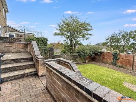 3 bedroom Semi-detached house for sale in King Richards Hill, Whitwick, LE67