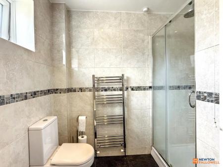 3 bedroom Semi-detached house for sale in King Richards Hill, Whitwick, LE67