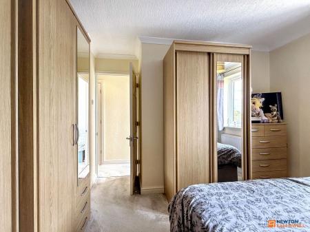 3 bedroom Semi-detached house for sale in King Richards Hill, Whitwick, LE67
