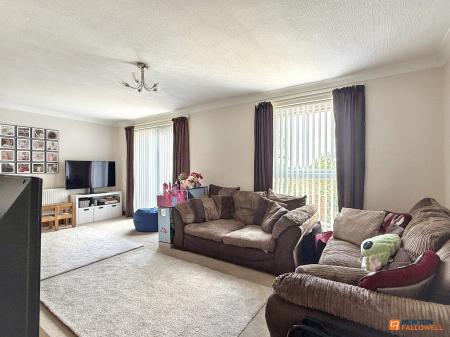 3 bedroom Semi-detached house for sale in King Richards Hill, Whitwick, LE67
