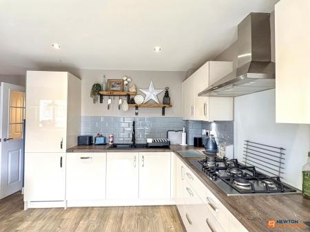 4 bedroom Detached house for sale in Gee Avenue, Hugglescote, LE67
