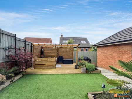 4 bedroom Detached house for sale in Gee Avenue, Hugglescote, LE67