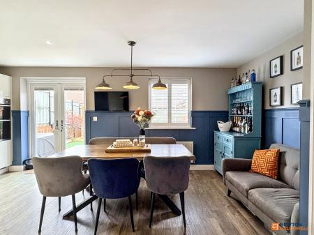 4 bedroom Detached house for sale in Gee Avenue, Hugglescote, LE67