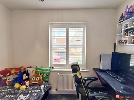 4 bedroom Detached house for sale in Gee Avenue, Hugglescote, LE67