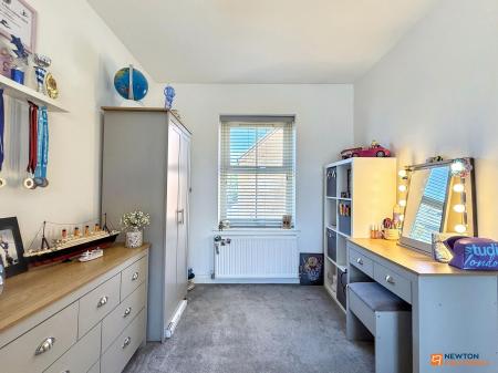 4 bedroom Detached house for sale in Bakers Field Close, Ibstock, LE67