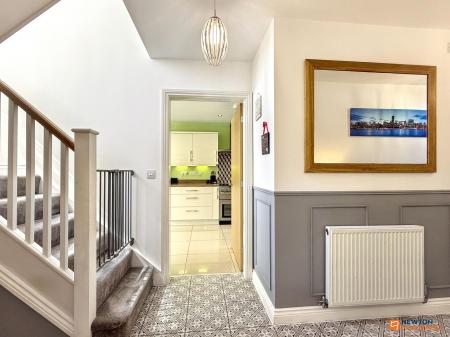 4 bedroom Detached house for sale in Bakers Field Close, Ibstock, LE67