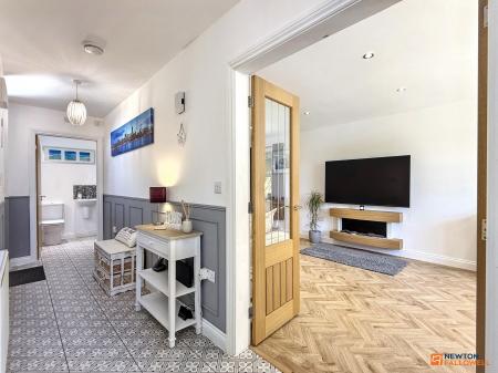 4 bedroom Detached house for sale in Bakers Field Close, Ibstock, LE67