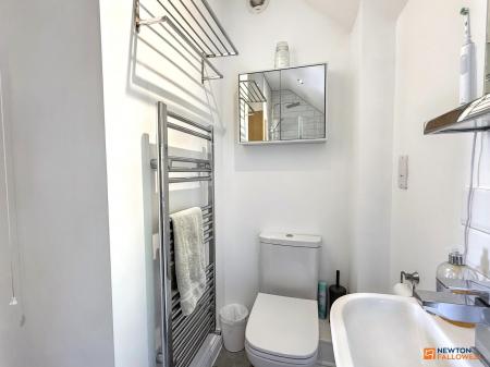 4 bedroom Detached house for sale in Bakers Field Close, Ibstock, LE67