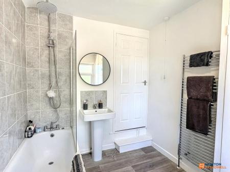 2 bedroom Semi-detached house for sale in Gutteridge Street, Coalville, LE67