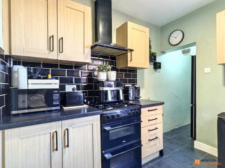 2 bedroom Semi-detached house for sale in Gutteridge Street, Coalville, LE67