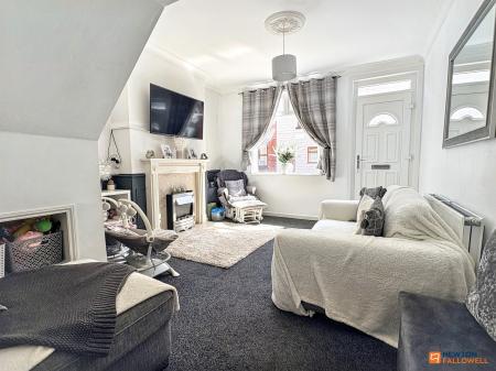 2 bedroom Semi-detached house for sale in Gutteridge Street, Coalville, LE67